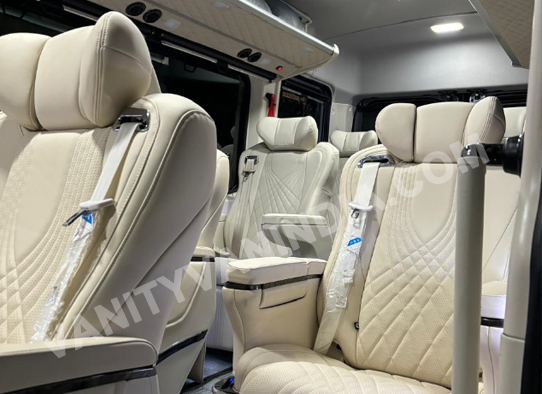 force urbania hire in delhi