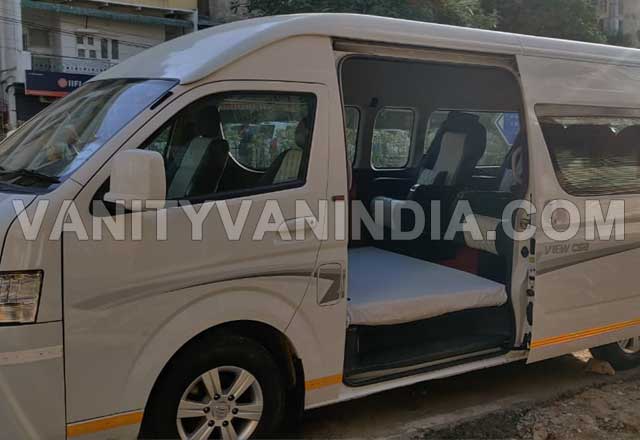 6 seater imported mini van foton view with bed seating hire in delhi jaipur chandigarh