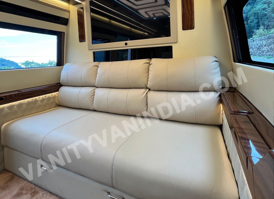 rent premium 7 seater caravan for amritsar tour from delhi