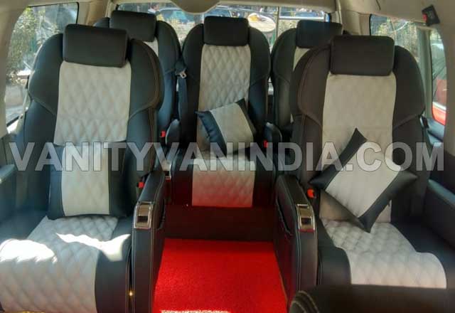 8 seater imported mini van hire in delhi