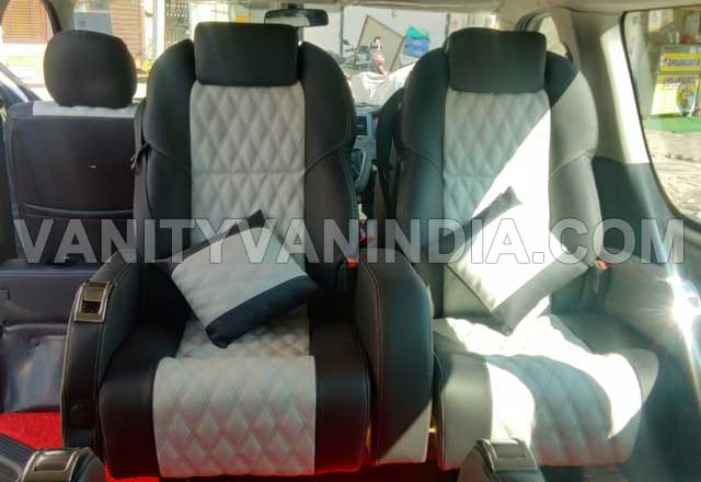 8 seater new impoted mini van hire in delhi jaipur