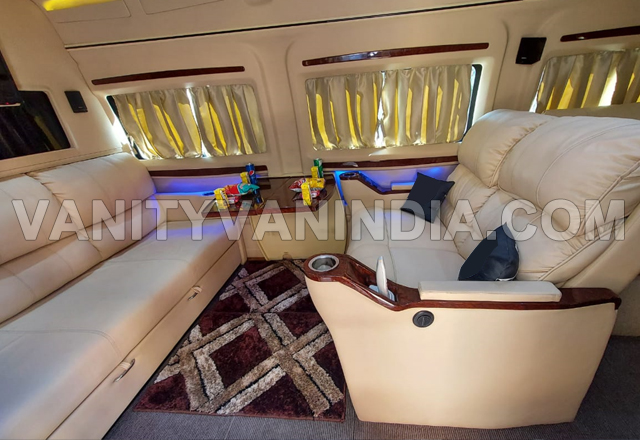 9 seater new vanity van caravan with toilet hire in delhi jaipur, vanity van hire for film shooting in jaipur jodhpur bikaner delhi