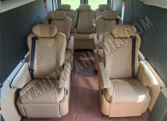 9 seater force urbania van with 1x1 maharaja seats