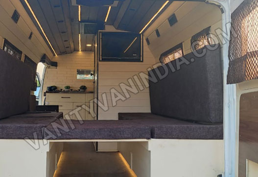 9 seater luxury new caravan vanity van hire with toilet in delhi jaipur