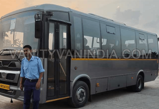 18 seater marcopolo imported mini coach with toilet washroom hire in delhi